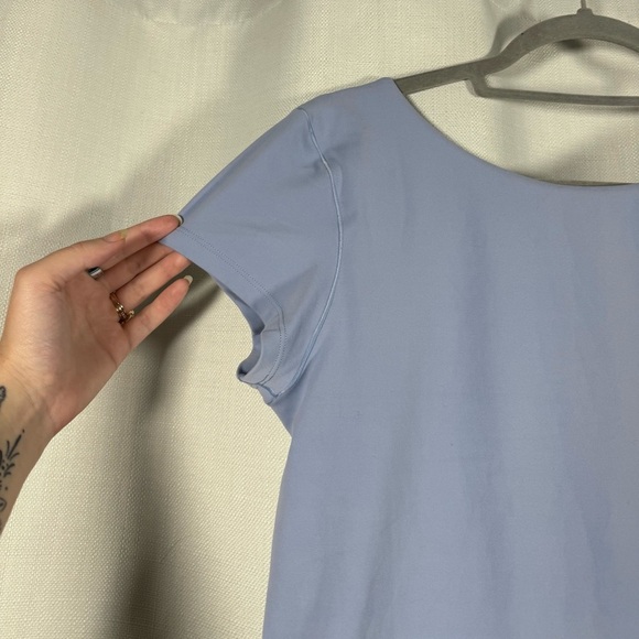 Offline by Aerie Baby Blue Low Back Cap Sleeve Crop Top XL - Picture 4 of 7